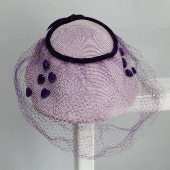 Vintage 1950's Lilac Woven Purple Heart Velvet Birdcage Veil Headpiece Hat - Picture 2 of 10